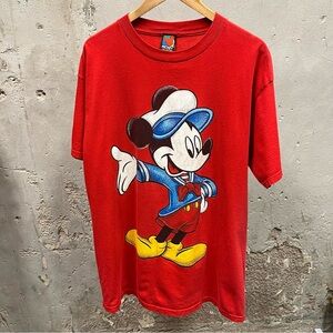 Disney Mickey Unlimited Vintage 00s Y2K Sailor Mickey Mouse Red Graphic T-Shirt
